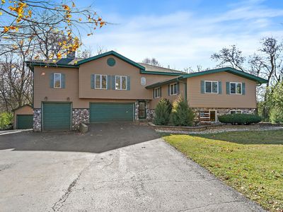 9513 Elm Ln, Crystal Lake, IL, 60014