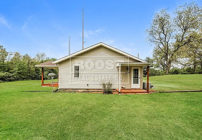 2406 Springfield Xenia Rd — Photo 3
