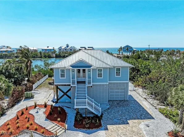 37 Bocilla Dr, Placida, FL 33946