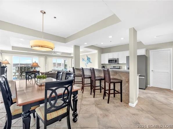 310 W Palisades Dr #1A, Lake Ozark, MO 65049