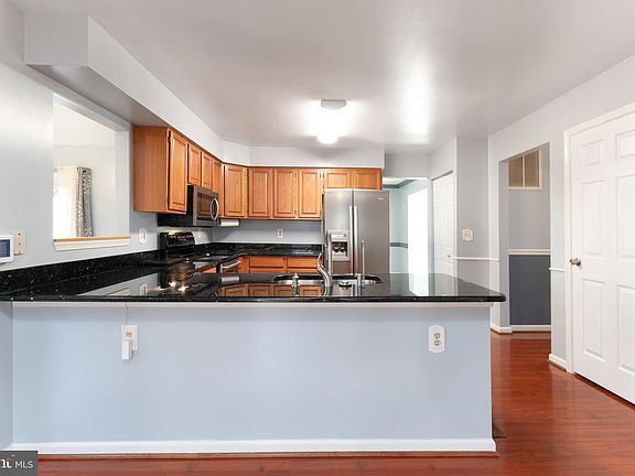 2nd image of 62 Settlers Way