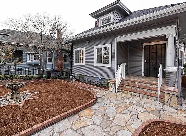 1st image of 2109 41st Ave