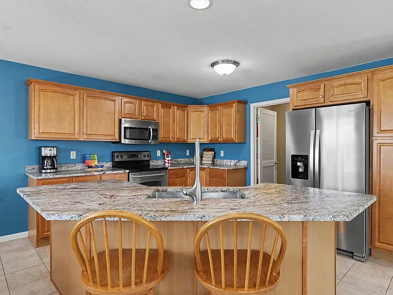 106 Essex Ln #3 — Photo 12
