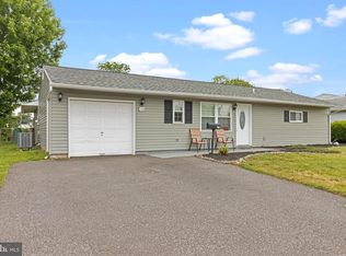 108 Bald Cypress Ln, Levittown, PA 19054