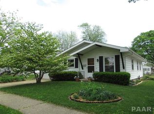 1019 S 13th St, Pekin, IL 61554