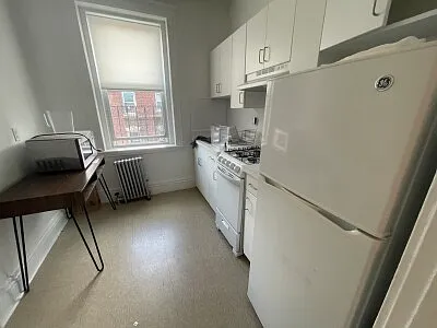 116 Warren St #20 — Photo 8