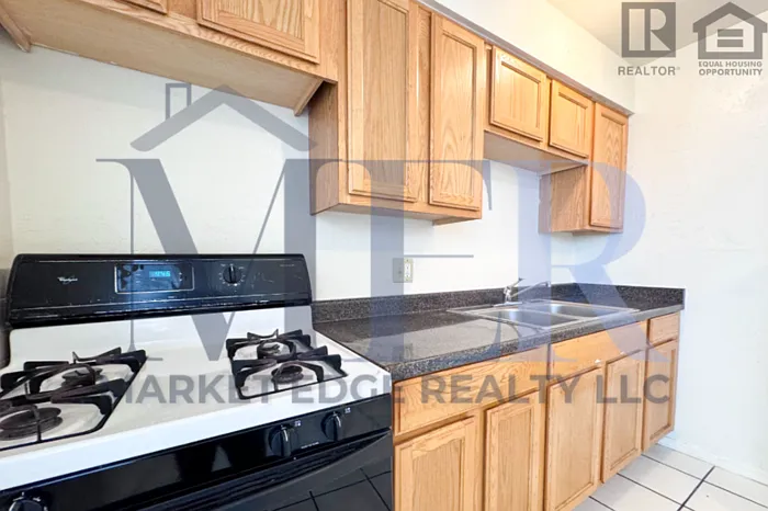 1640 E Brill St #2 — Photo 12