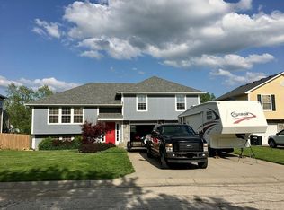 709 Brookside Dr, Warrensburg, MO 64093