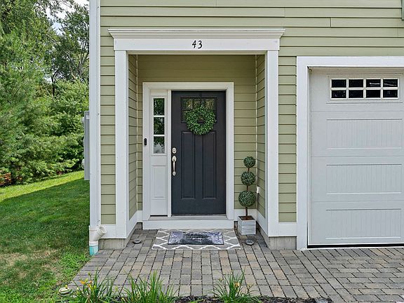 3rd image of 43 Plymouth St #43