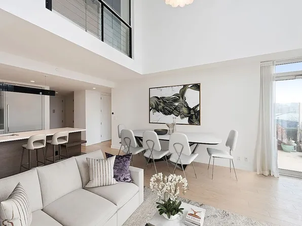34 N 7th St APT 3T, Brooklyn, NY 11249