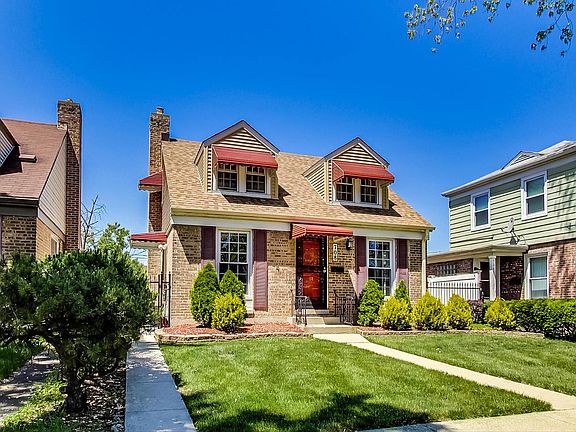 3rd image of 708 Suffolk Ave
