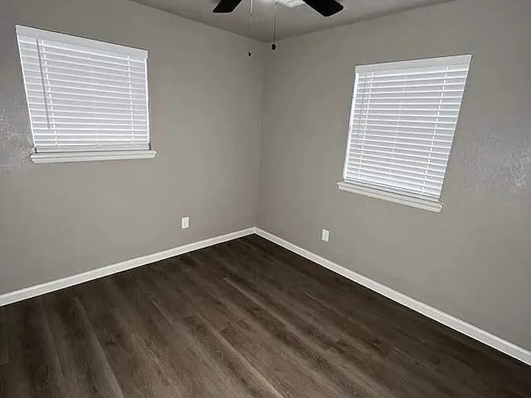 3205 SE Coachman Pl — Photo 16