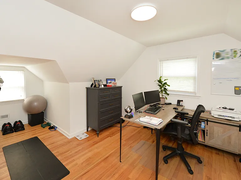 35-05 Lenox Dr — Photo 13