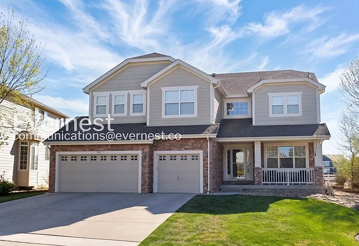 6 bed, 4.0 bath, 3354 sqft, $3,295 — Photo 1