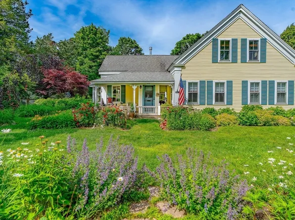 955 Main St, Barnstable, MA 02630