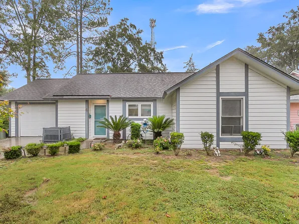 4 Andre Michaux Rd, Santee, SC 29142