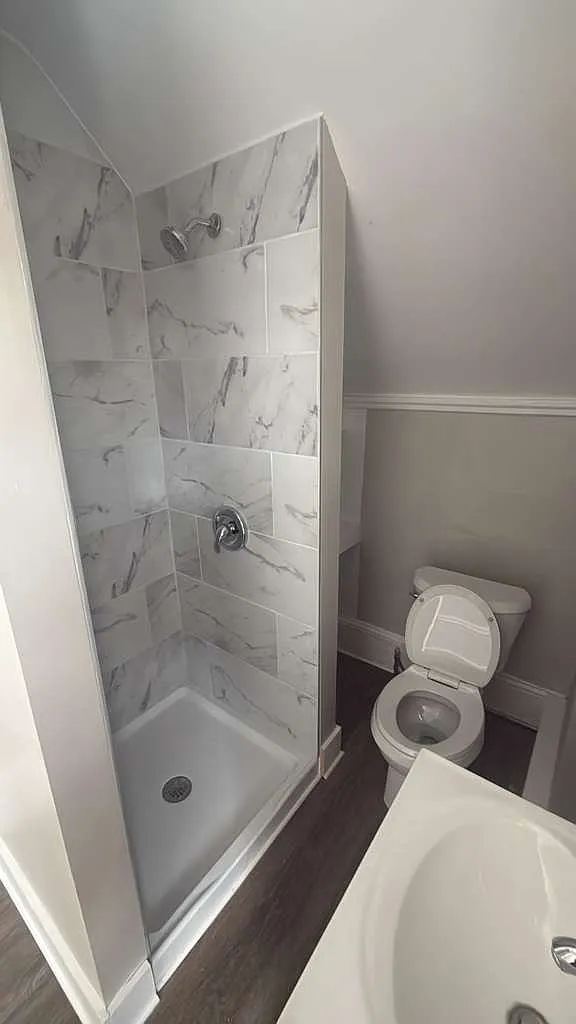 2 bed, 1000 sqft, $999 — Photo 2