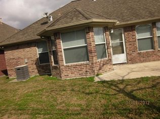 404 Friends Knoll Ln, Friendswood, TX 77546