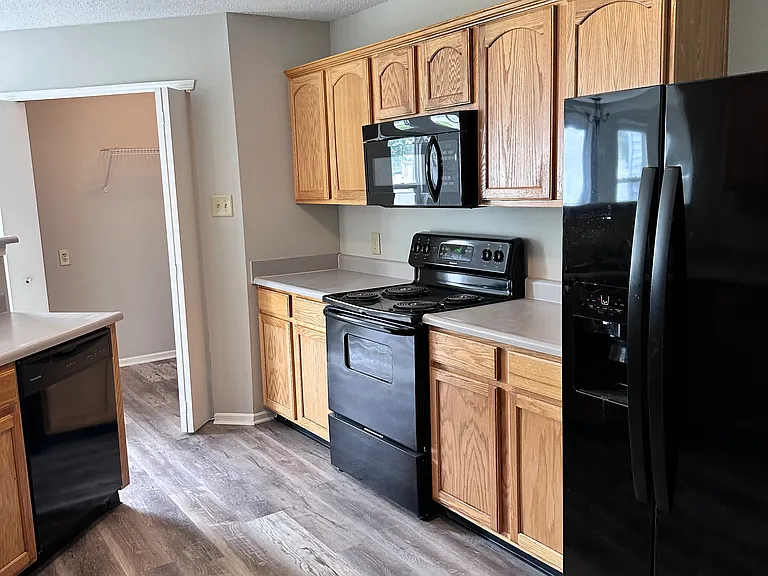 15162 Beam St — Photo 10
