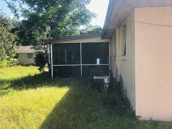 4th image of 2351 Lafayette St #2353