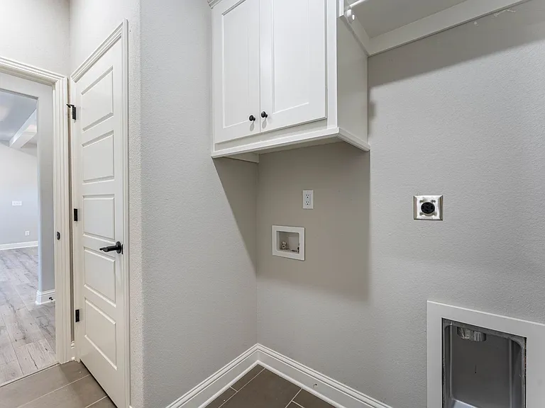 2312 John Montgomery Cir — Photo 18