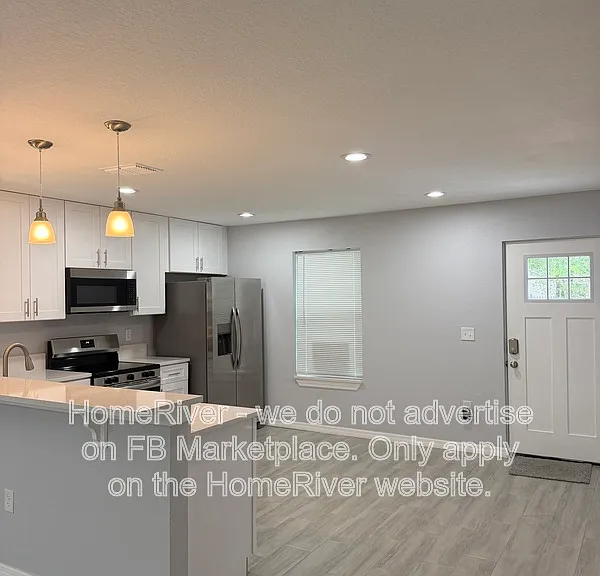 346 NW 24th Ave — Photo 9