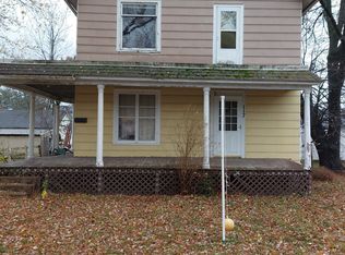 117 Thompson St, Elroy, WI 53929