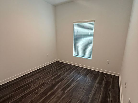 4th image of 2220 Leda Ave S