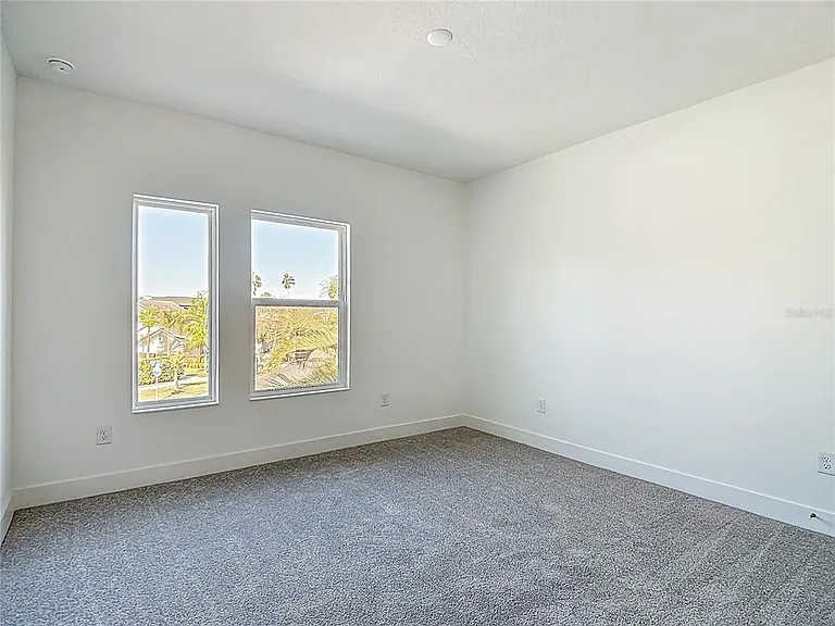 410 S West Shore Blvd — Photo 63