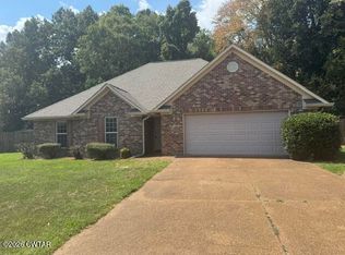 235 Sparrow Cv, Medina, TN 38355