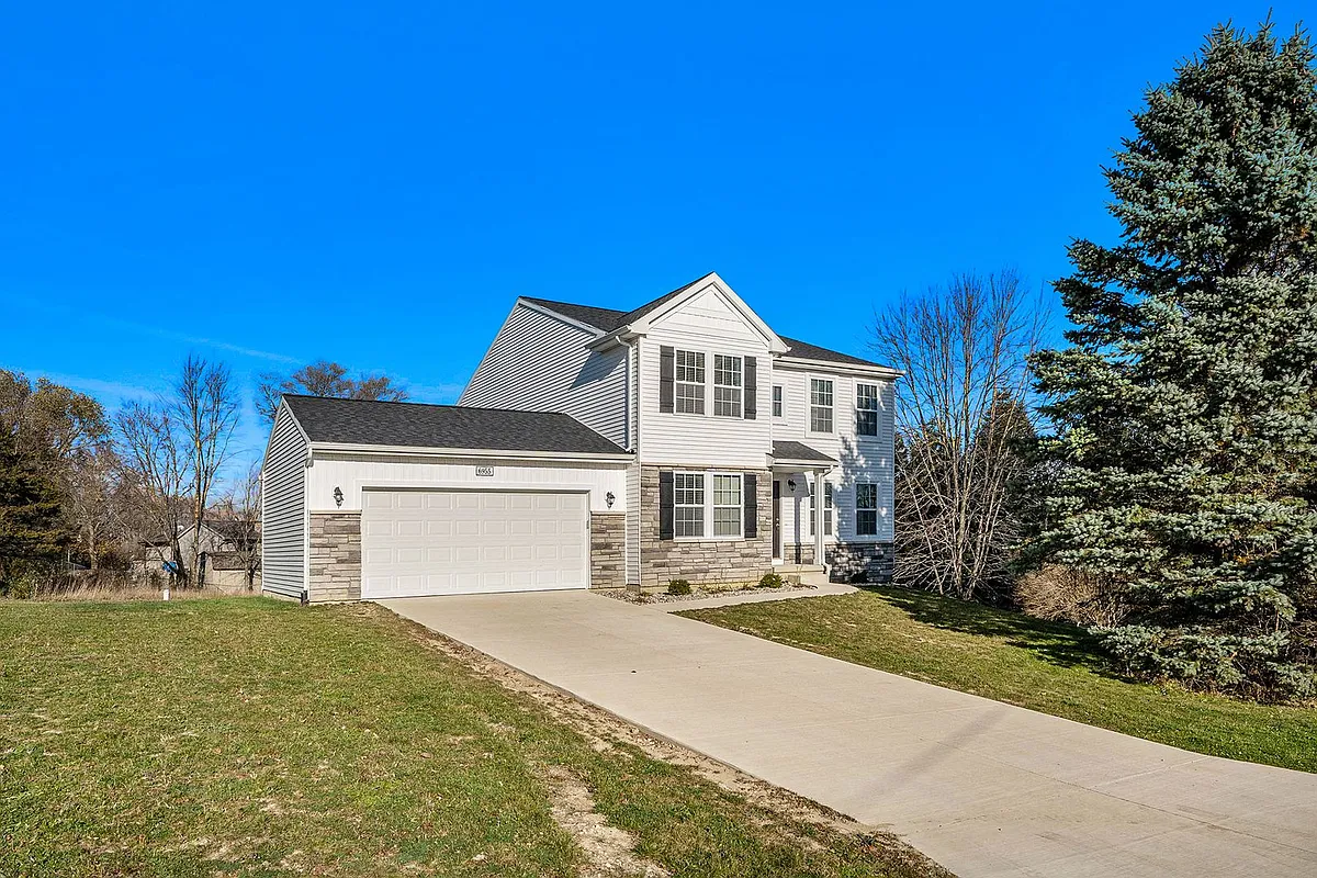Building Photo - 1597 Carolyn Dr