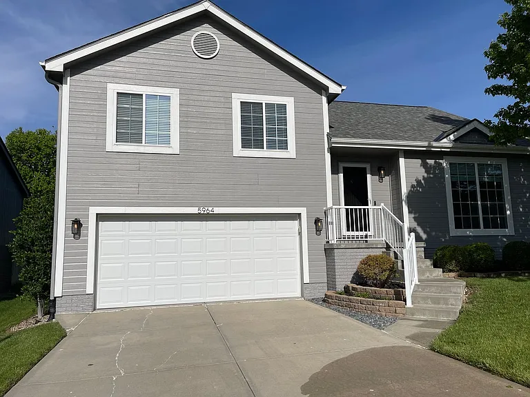 5964 S 186th Ave — Photo 32