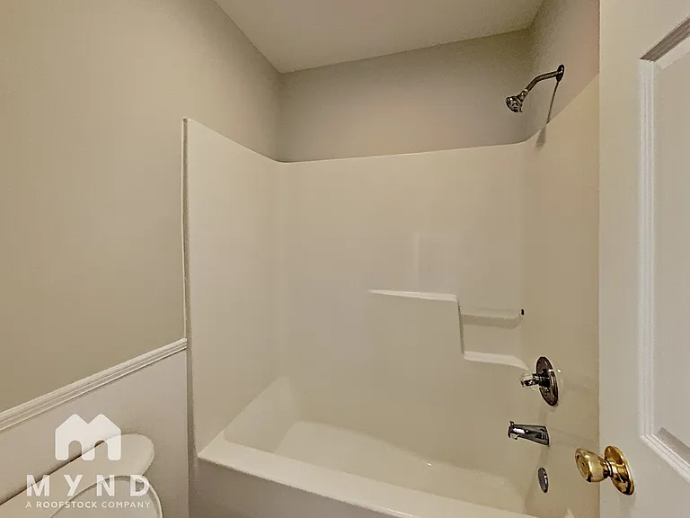 618 Kilbart Ct — Photo 16