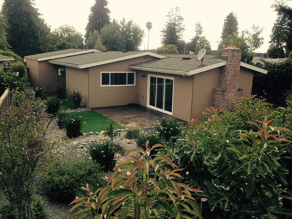 1st image of 624 Ester Way