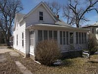2nd image of 724 6th St