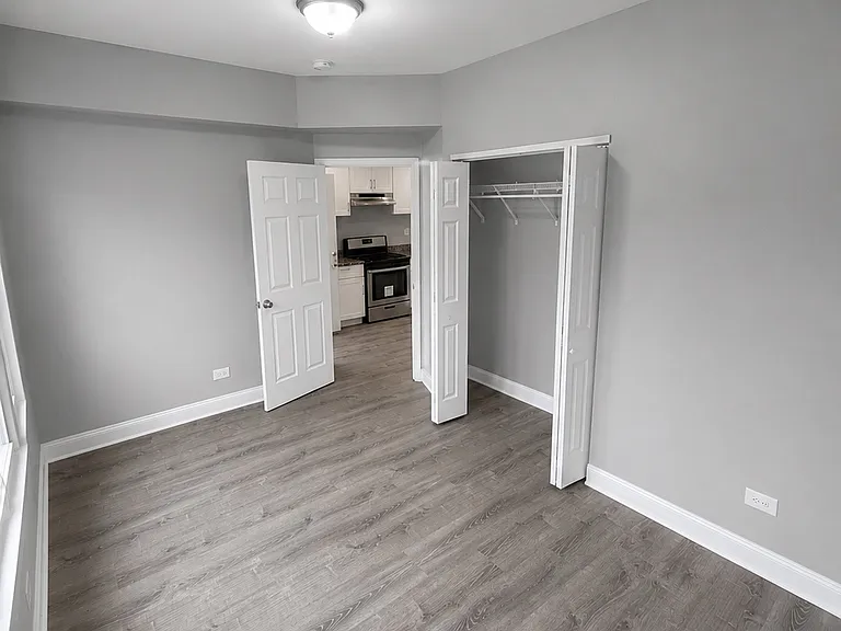 7724 S Essex Ave #3 — Photo 7