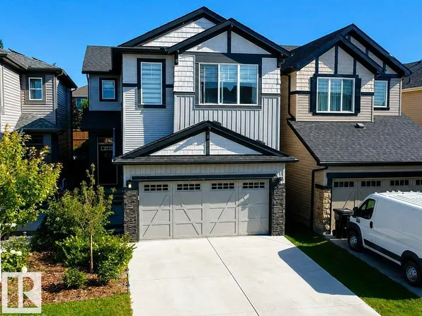 4242 Chichak Close SW, Edmonton, AB T6W 4B3