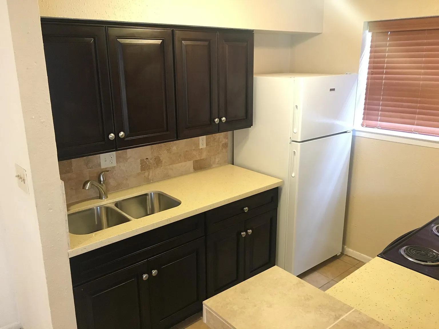 1 bed, 800 sqft, $1,250 — Photo 1