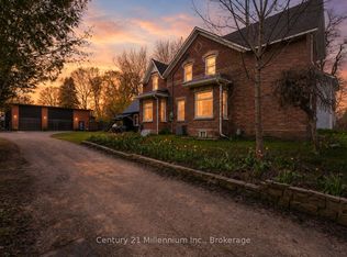 16 Peter St, Grey Highlands, ON N0C1E0