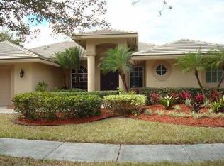 3767 Oak Ridge Cir, Weston, FL 33331