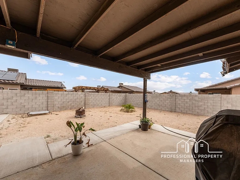 3649 S Benson Ave — Photo 16
