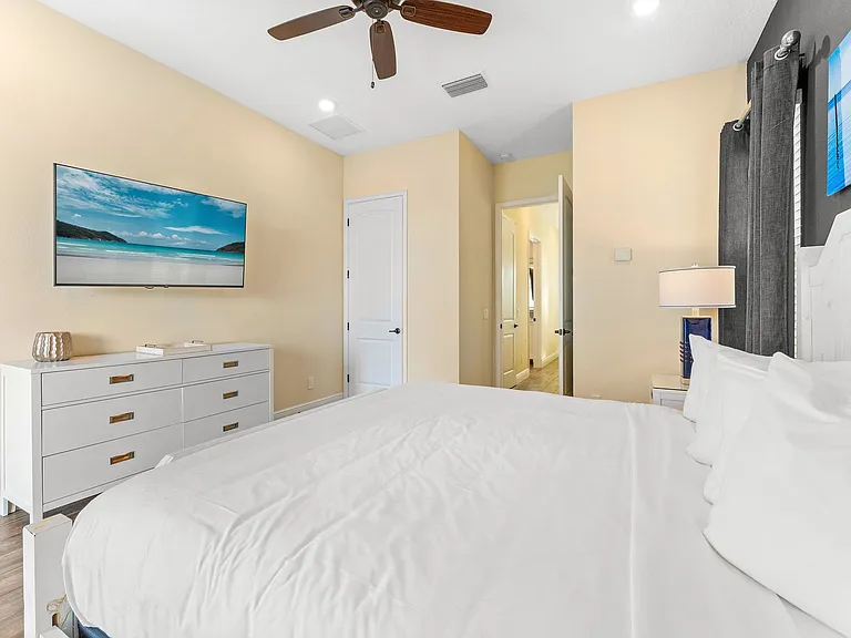 8121 Surf St — Photo 27