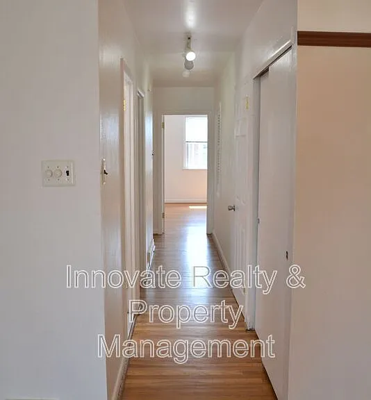 1714 Loney St #2 — Photo 8