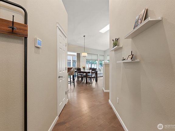 5th image of 4649 Rochelle Street SE