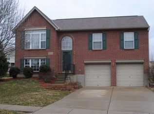 5548 Strike The Gold Dr, Burlington, KY 41005