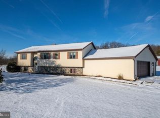 183 Farm View Rd, Schuylkill Haven, PA 17972