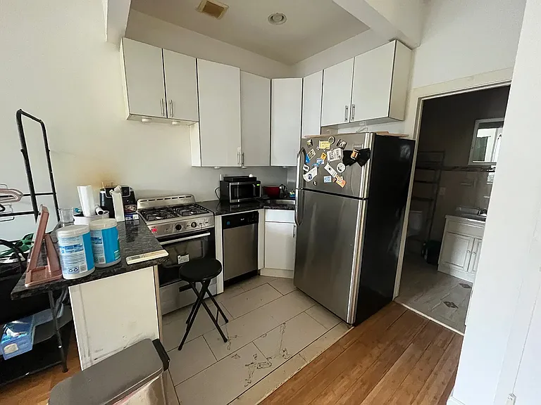 196 Macdougal St #3-R — Photo 2