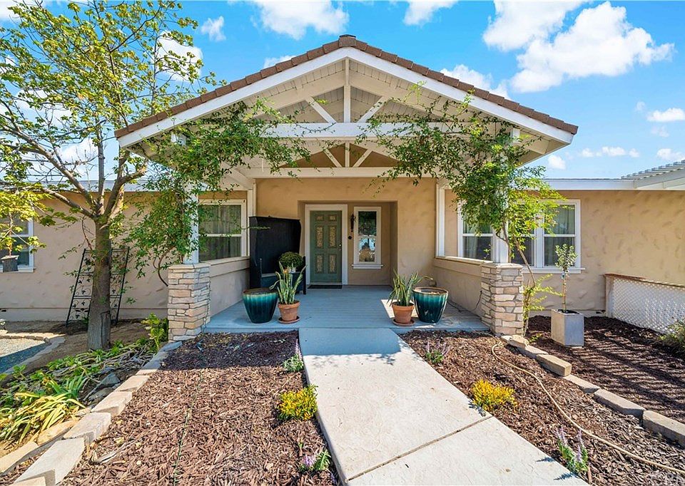 1st image of 25390 Alexis Ln