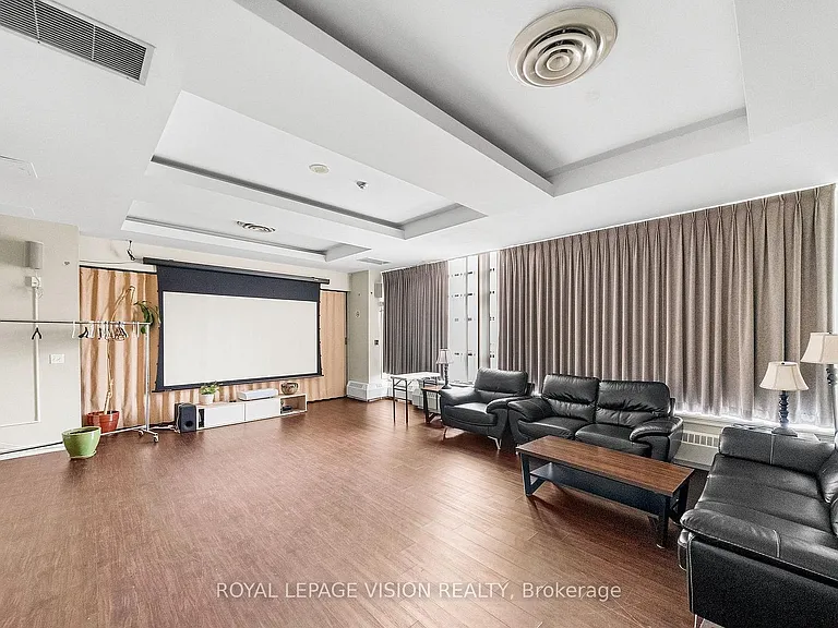1700 Eglinton Ave E #815 — Photo 3