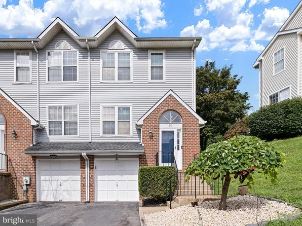 315 Benham Ct, Newark, DE 19711